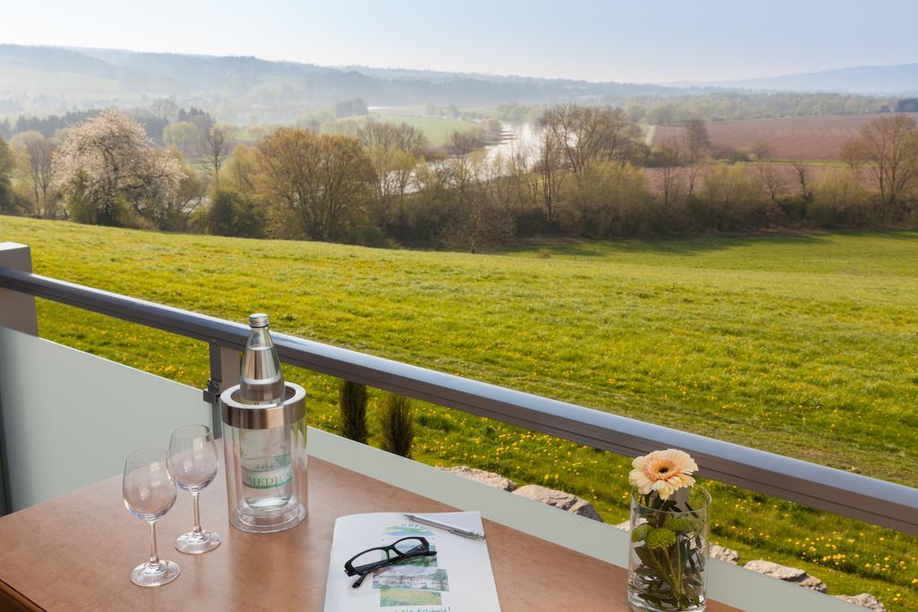 Landhotel Weserblick Beverungen Pokoj fotografie